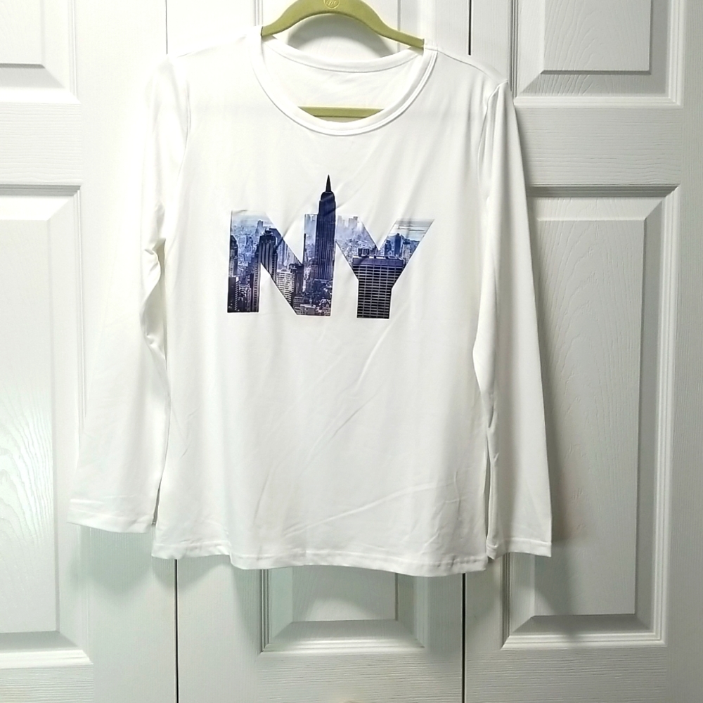 Women's White Long Sleeve Teeshirt NY Design Size Medium